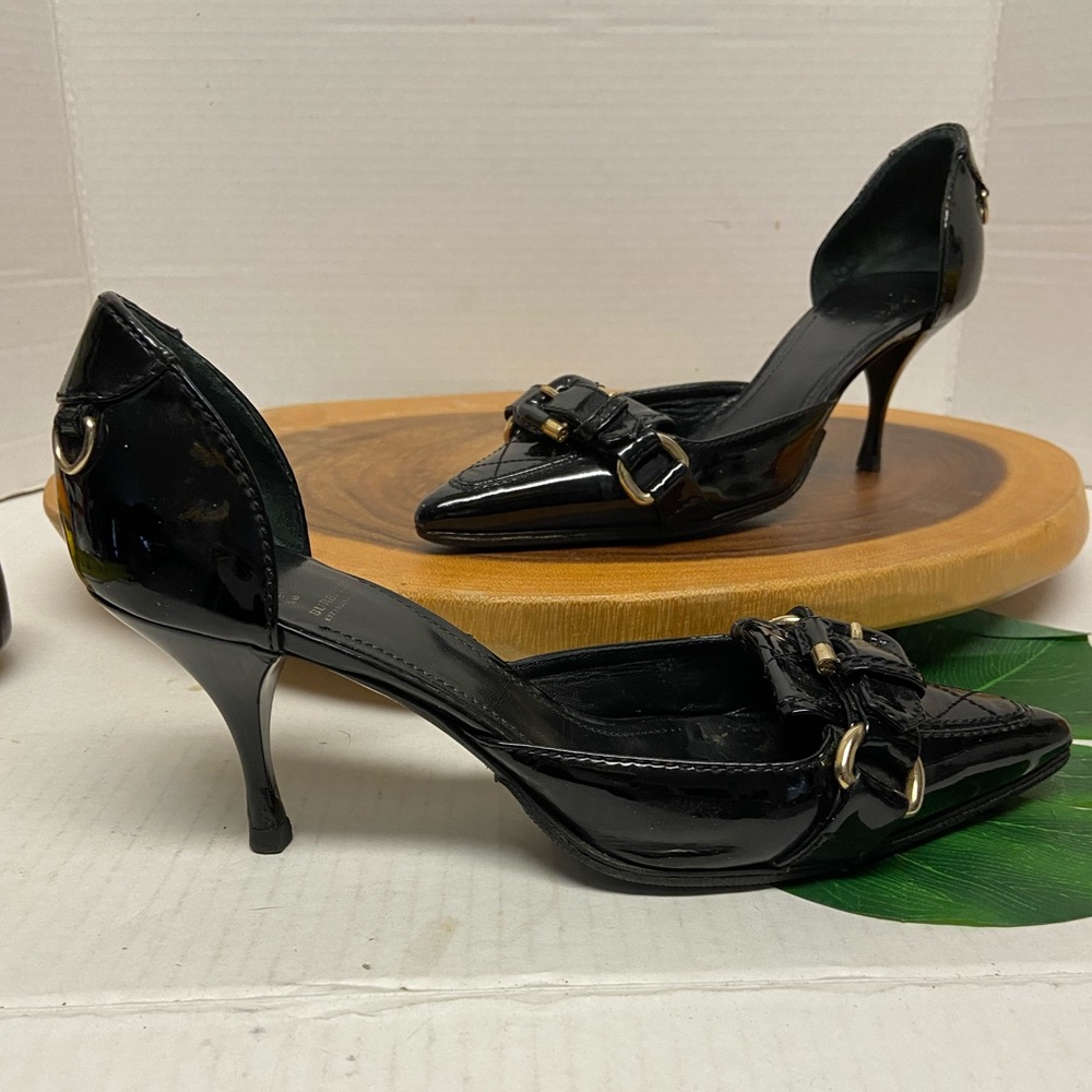 Burberry Quilted patent Leather Pointed Toe Kitten Heels